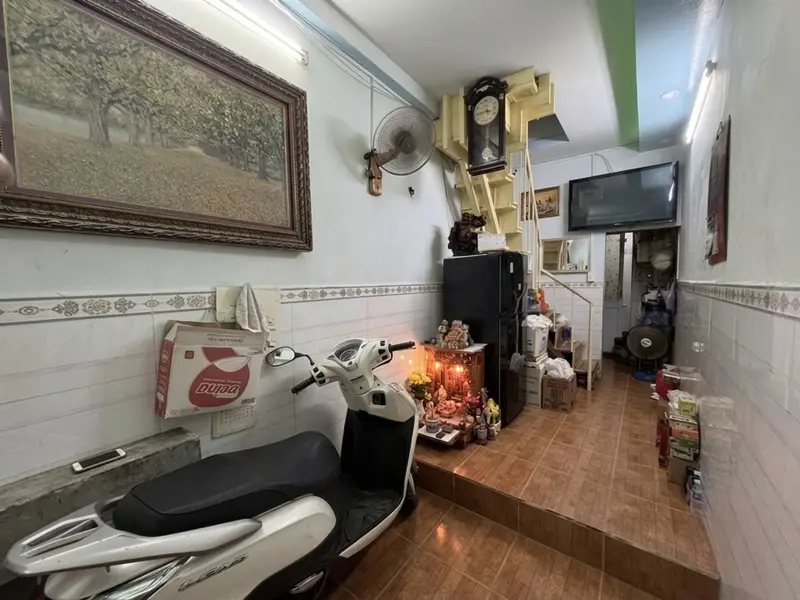 Nhà 2 tầng nhỏ xinh tại Nhiêu Lộc, giá cực hấp dẫn... Bán nhà riêng tại Nhiêu Lộc, Hồ Chí Minh 01