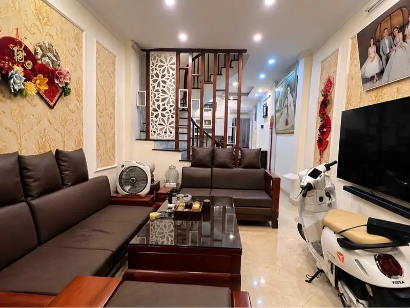 Bán nhà 5 tầng mới tại Phường Hoàng Mai, Hà Nội giá 9 tỷ... Bán nhà riêng tại Hoàng Mai, Hà Nội 01