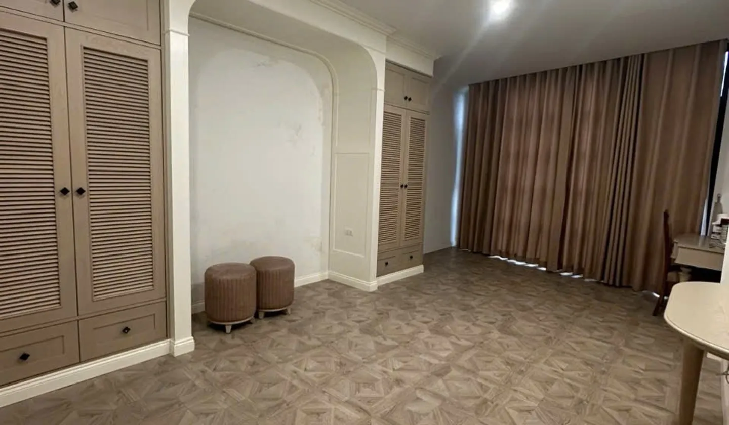 Nhà mặt phố kinh doanh 6 tầng có thang máy tại Ba Đình... Bán nhà mặt phố tại Giảng Võ, Hà Nội 01