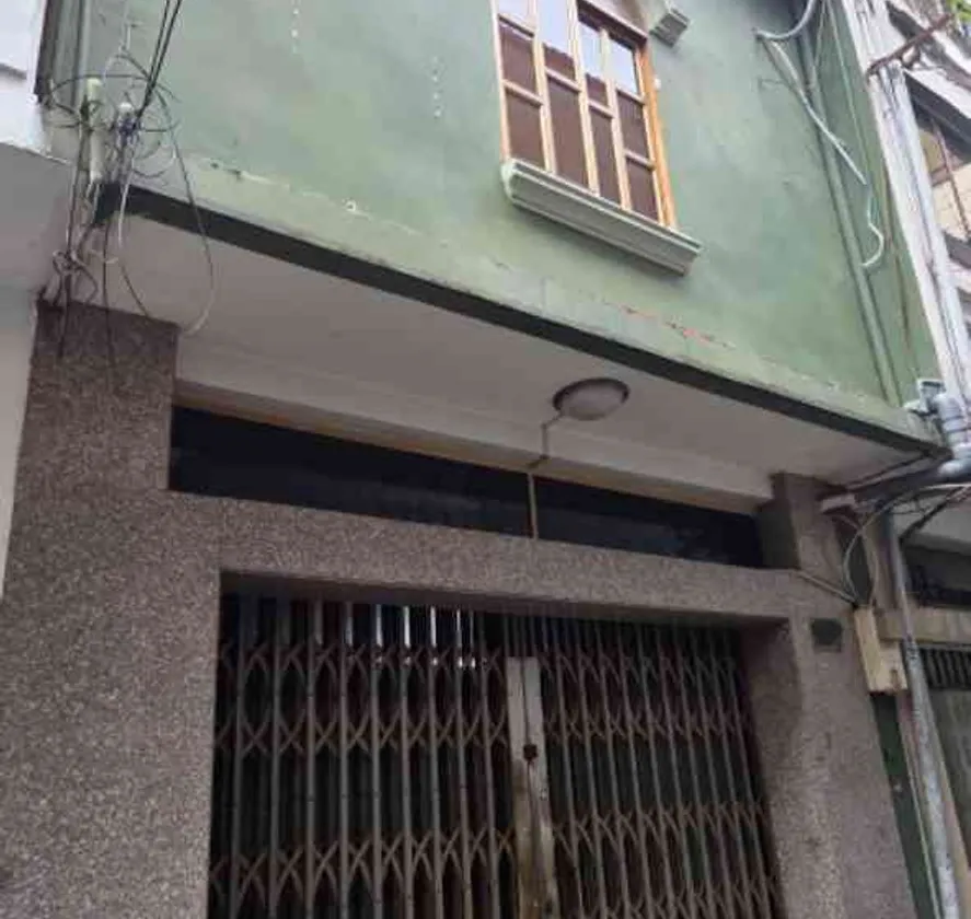 Nhà 3 tầng xinh xắn ngay trung tâm Q.10, gần sân vận động Phú Thọ... Bán nhà riêng tại Diên Hồng, Hồ Chí Minh 01