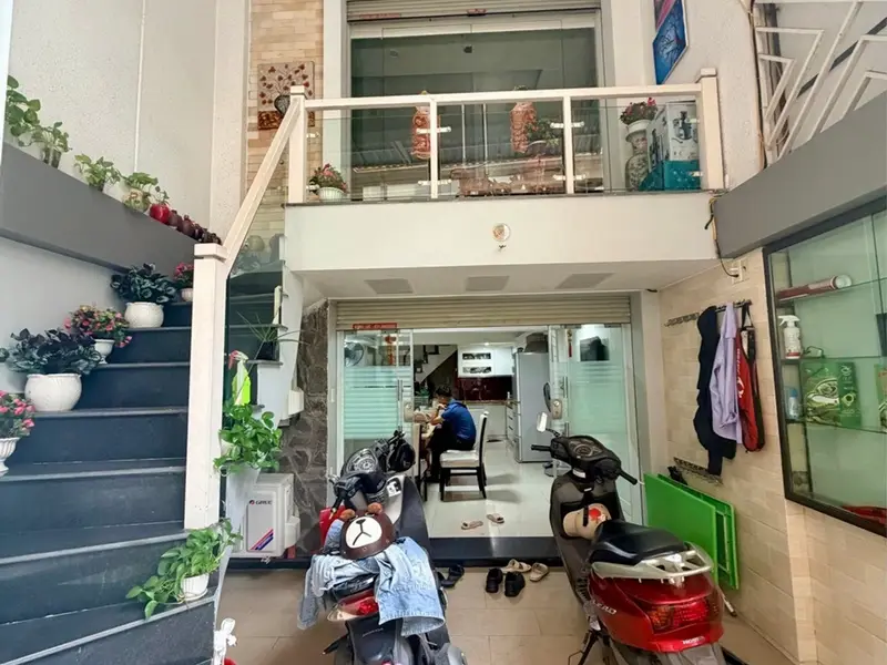 Bán nhà phố Cát Cụt Hải Phòng 45m2 x 6 tầng , giá chỉ 8 tỷ đồng... Bán nhà riêng tại Lê Chân, Hải Phòng 01