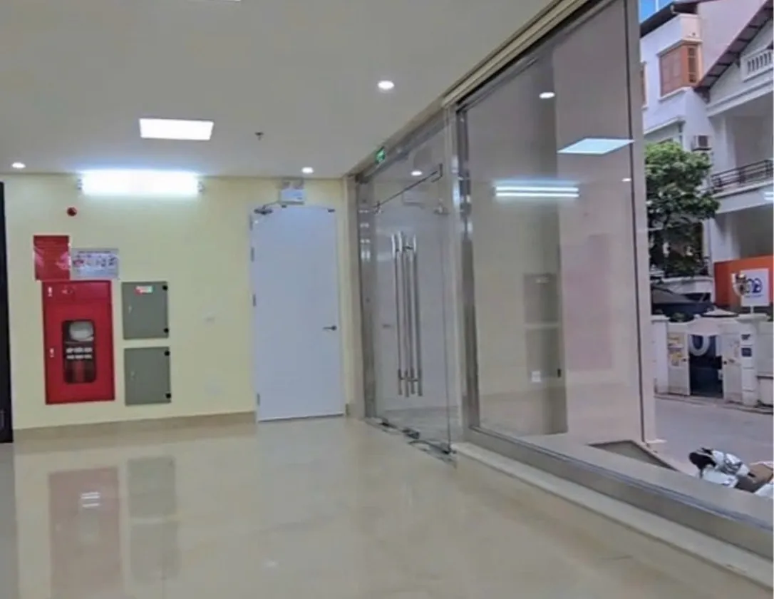 Toà Văn Phòng Hạng A Đẳng Cấp Tại Trung Tâm Hoàng Ngân... Bán văn phòng tại Yên Hòa, Hà Nội 01