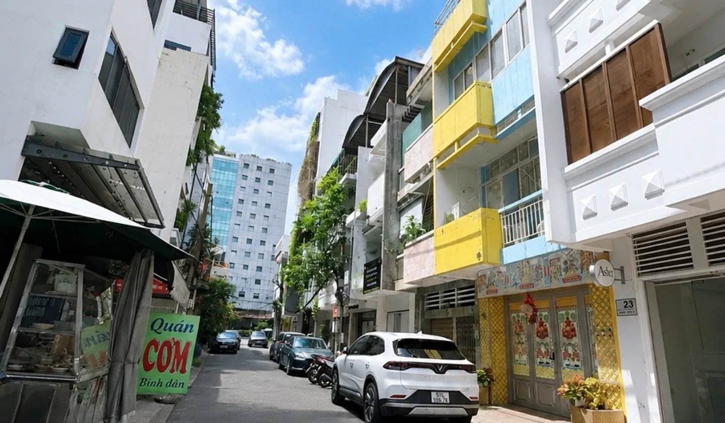 Nhà phố 4 tầng kinh doanh đỉnh ngay trung tâm Phú Nhuận... Bán nhà mặt phố tại Cầu Kiệu, Hồ Chí Minh 01