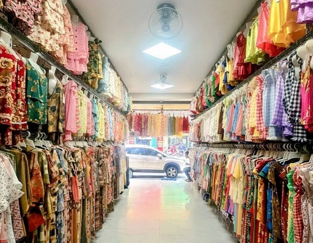 Nhà Tân Bình - Lạc Long Quân, 4 tầng ở ngay - KD đa dạng…, ngang 5m - dài 17m - hơn 19 tỷ.... Bán nhà mặt phố tại Tân Hòa, Hồ Chí Minh 01