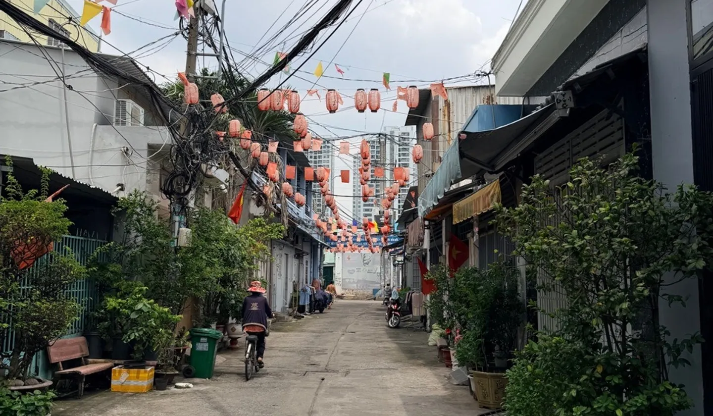 Bán nhà riêng 3 tầng 6 phòng ngủ tại Phạm Hùng, diện tích 93.6m2... Bán nhà riêng tại Bình Hưng, Hồ Chí Minh 01