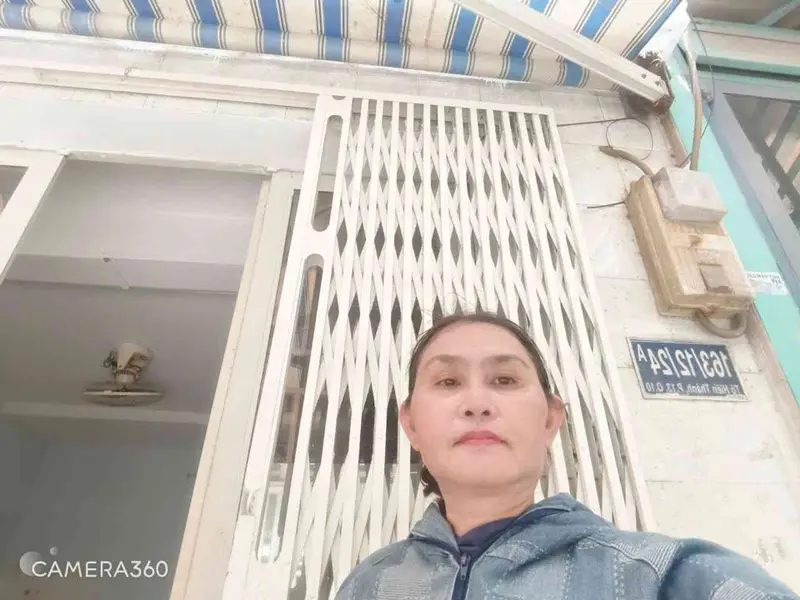 Nhà đẹp hẻm xe hơi Tô Hiến Thành, 4.8 tỷ, 2PN 2WC... Bán nhà riêng tại Hòa Hưng, Hồ Chí Minh 01