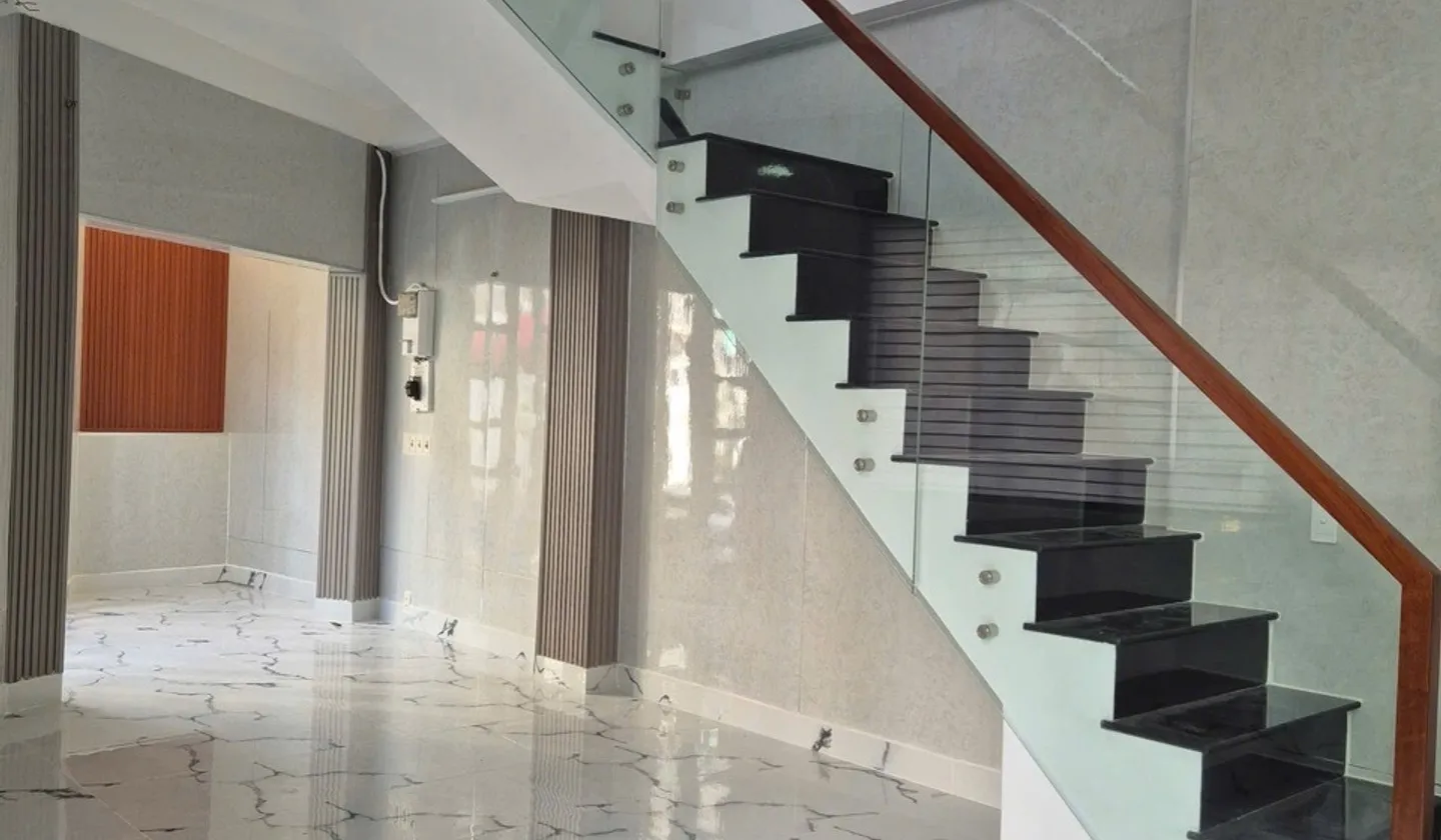 Bán nhà HXH Nguyễn Văn Luông, Quận 6, 52m2, 4 tầng. Giá 7.3 tỷ... Bán nhà riêng tại Phú Lâm, Hồ Chí Minh 01
