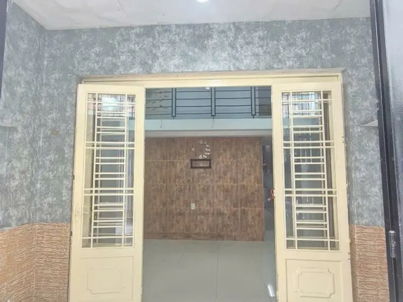 Nhà đường oto 5m ngay Lô Tư - Gò Xoài — Giáp Tân Phú 4x11m — 4 tỷ 299 — Sổ riêng hoàn công... Bán nhà riêng tại Bình Hưng Hòa, Hồ Chí Minh 01