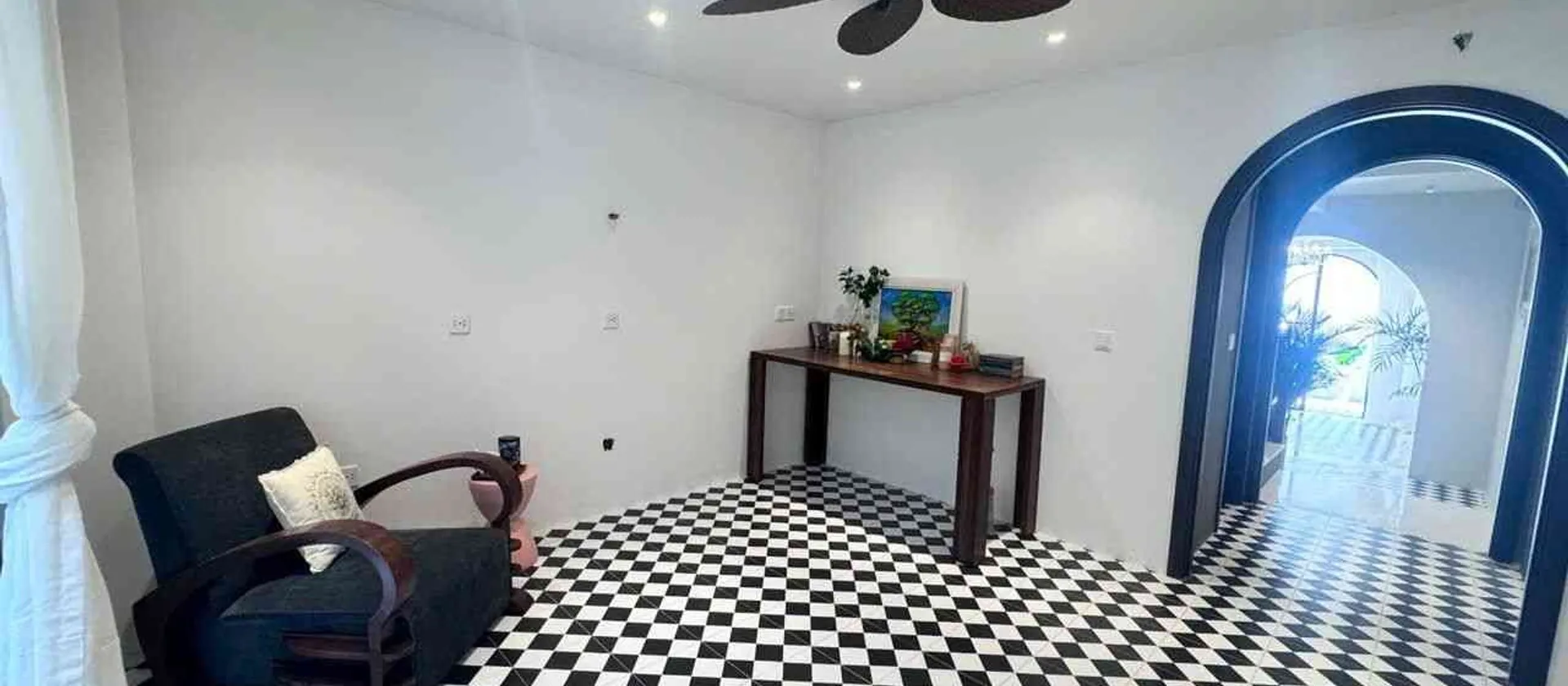 Bán nhà mặt tiền thụt hiện đại quận 1, 72m2, 4 phòng ngủ, pháp lý rõ ràng... Bán nhà mặt phố tại Tân Định, Hồ Chí Minh 01