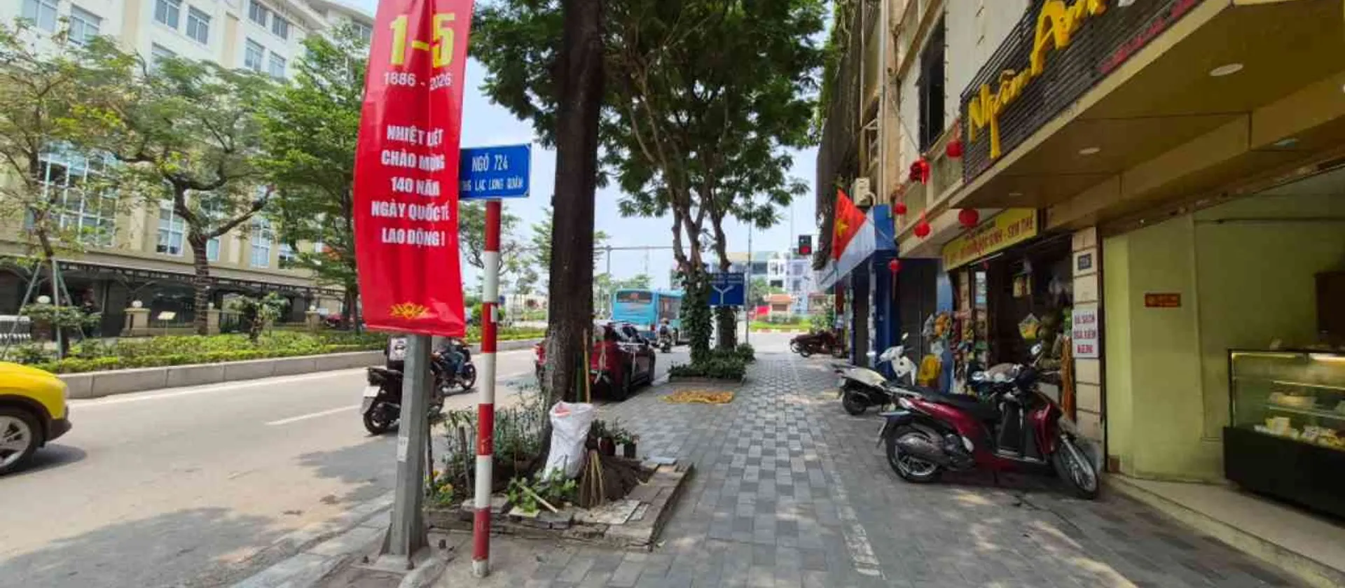 Bán nhà riêng 3 tầng tại Lạc Long Quân, gần Lotte Tây Hồ, diện tích 81m²... Bán nhà riêng tại Tây Hồ, Hà Nội 01