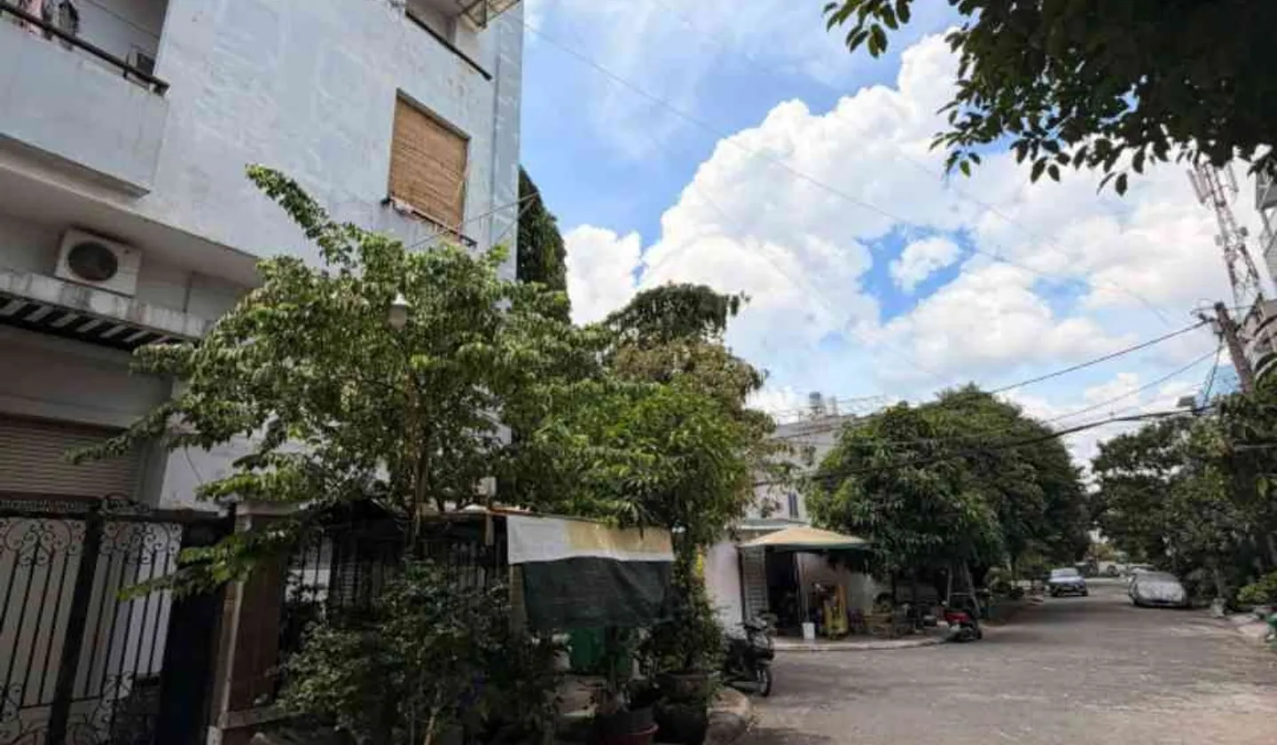 Nhà 5 tầng cho thuê 34 phòng tại Quận 12, giá 27.3 tỷ... Bán nhà mặt phố tại Đông Hưng Thuận, Hồ Chí Minh 01