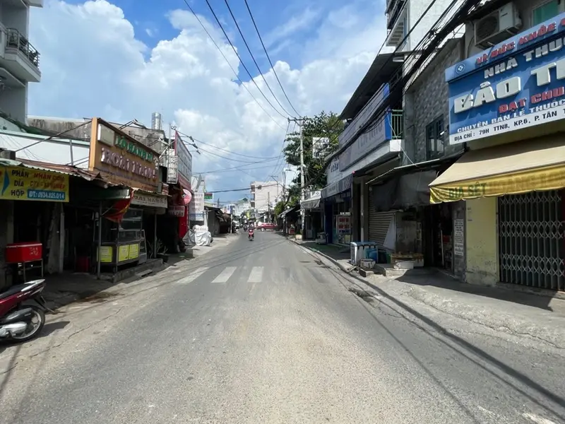 Mặt phố rộng 10m, quận Tân Thới Nhất, cơ hội giá tốt... Bán nhà mặt phố tại Đông Hưng Thuận, Hồ Chí Minh 01
