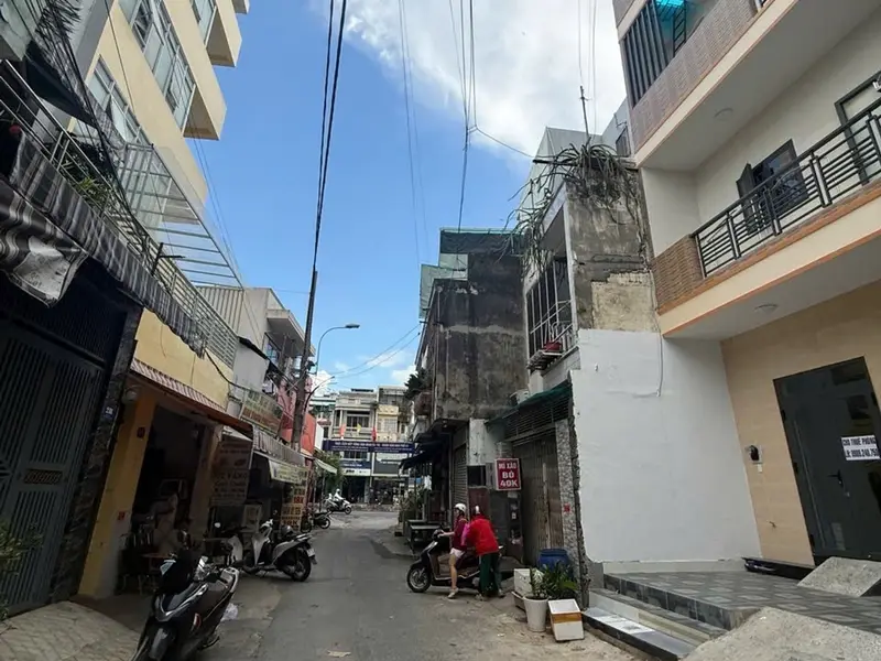 Nhà Mặt Phố 10 Phòng - Thu Nhập 30 triệu/tháng... Bán nhà mặt phố tại Tây Thạnh, Hồ Chí Minh 01