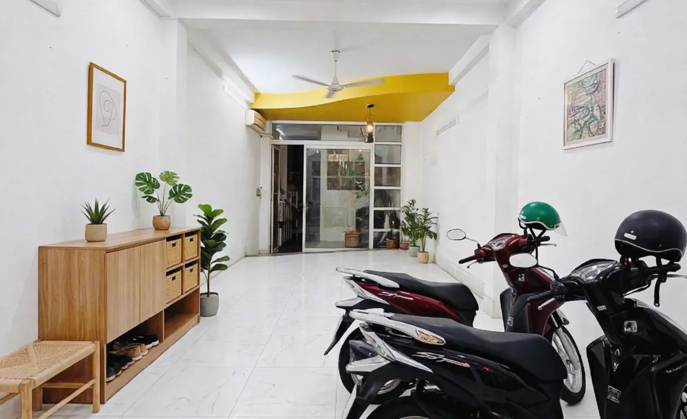 NHÀ HẺM XE TẢI TRÁNH -4 TẦNG - 72M2 - 20.98T - 7PN - SỔ VUÔNG - KHU DÂN CƯ HIỆN HỮU... Bán nhà mặt phố tại Khánh Hội, Hồ Chí Minh 01