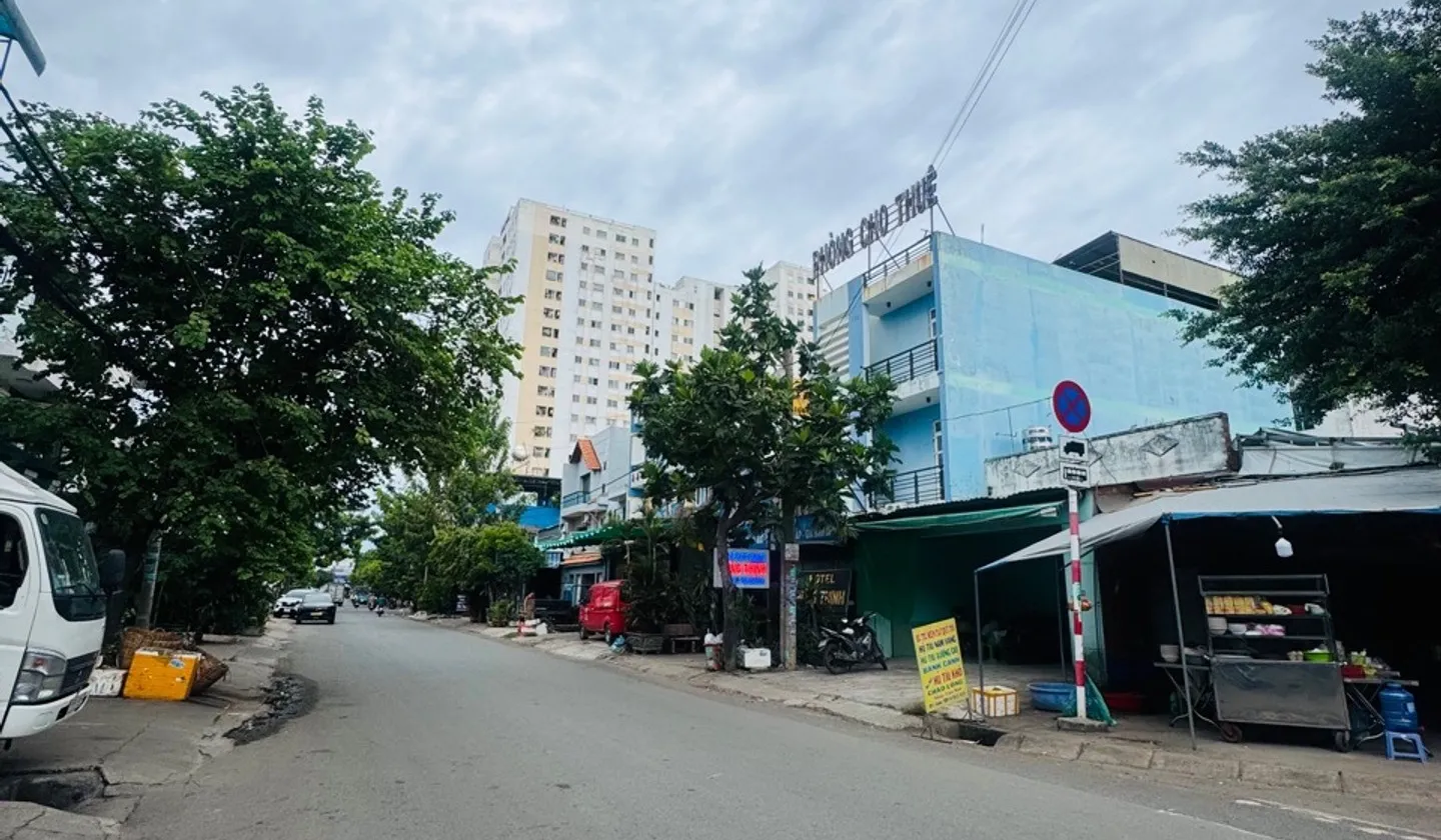 Bán đất 6x20m mặt tiền nhựa chợ đầu mối Hóc Môn 9.x tỷ... Bán nhà mặt phố tại Xuân Thới Sơn, Hồ Chí Minh 01