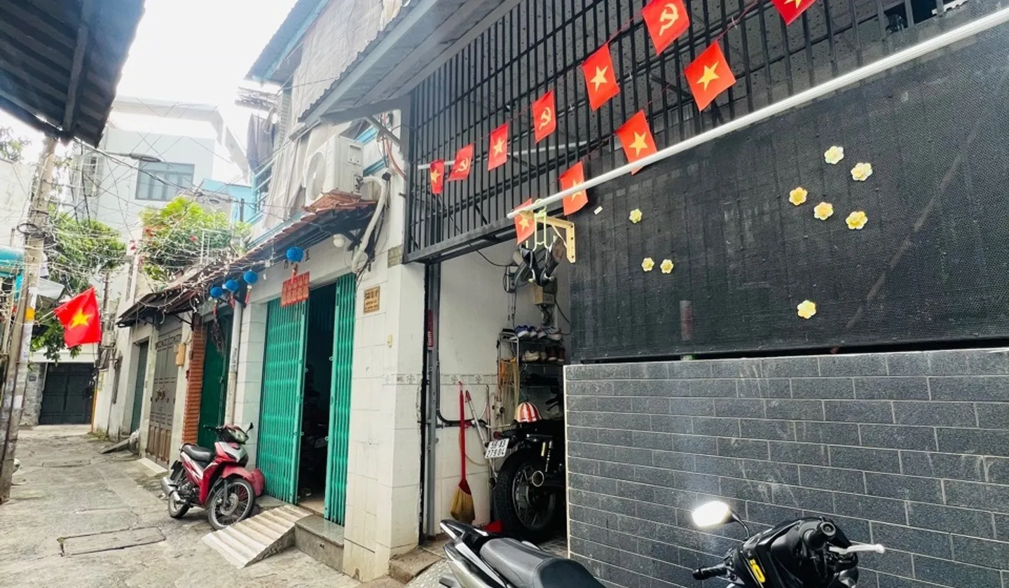 Nhà 2 tầng 3 phòng ngủ 59m2 gần Emart Phan Huy Ích, Giá 3.6 Tỷ... Bán nhà riêng tại An Hội Tây, Hồ Chí Minh 01
