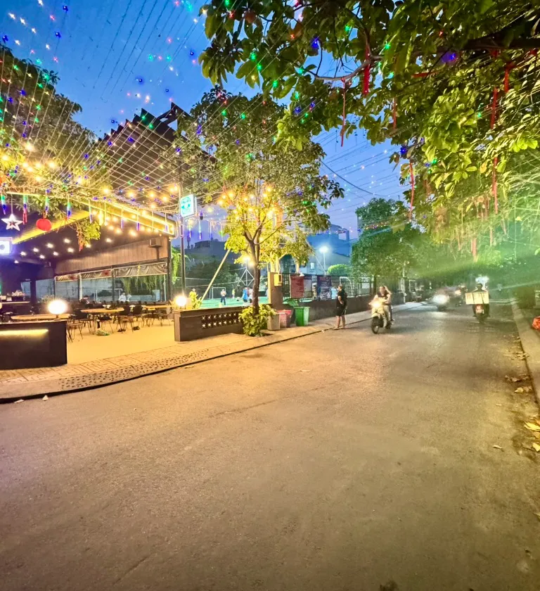 Nhà lô góc rộng 8m - Sống sang Gò Vấp... Bán nhà riêng tại An Hội Đông, Hồ Chí Minh 01