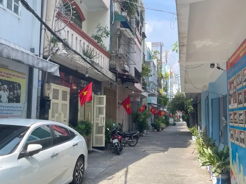 HẺM Ô TÔ THÔNG ĐƯỜNG 3 THÁNG 2 - 31M2... Bán nhà riêng tại Diên Hồng, Hồ Chí Minh 01