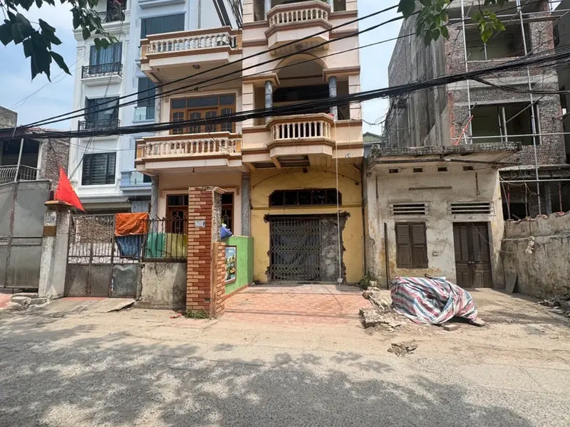 Bán đất mặt tiền Hà Huy Tập, quận có quy hoạch mở rộng đường, diện tích 43.5m2... Bán nhà riêng tại Phù Đổng, Hà Nội 01