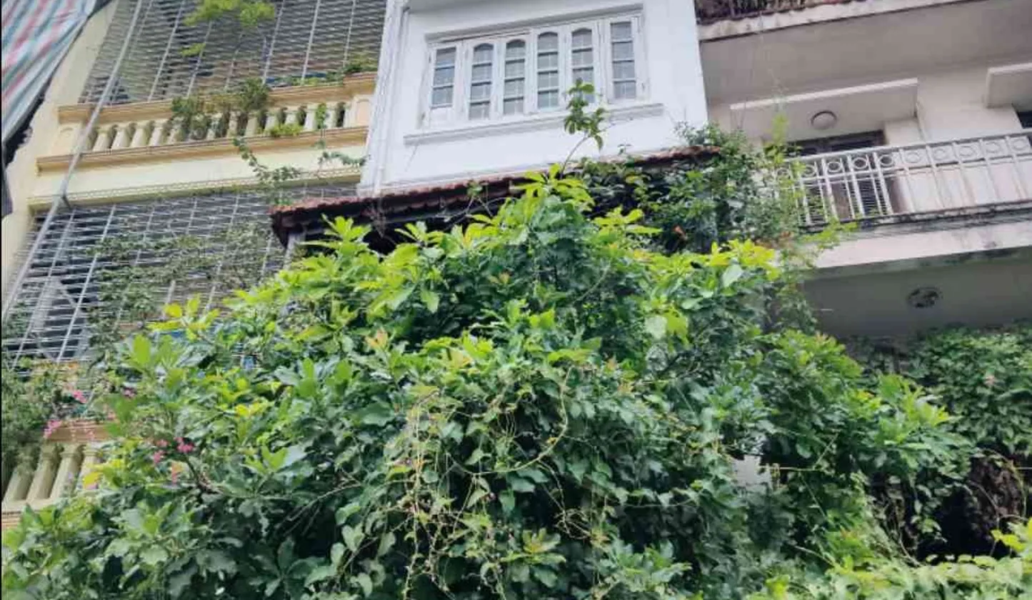 Bán nhà mặt phố Mai Anh Tuấn quận Đống Đa view hồ Hoàng Cầu, 5 tầng, sổ đỏ chính chủ... Bán nhà mặt phố tại Ba Đình, Hà Nội 01