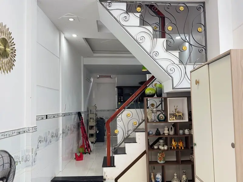 Nhà 3 Tầng 4 Phòng Ngủ Bán Tại Bình Tân Giá 3.6 Tỷ... Bán nhà riêng tại Bình Hưng Hòa, Hồ Chí Minh 01
