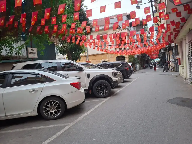 Mảnh đất VÀNG KHƯƠNG TRUNG 37m mặt tiền rộng PHÂN LÔ Ô TÔ TRÁNH - VÀO NHÀ 
BÃI Ô TÔ GẦN NHÀ 11.8 tỷ... Bán đất tại Thanh Xuân, Hà Nội 01