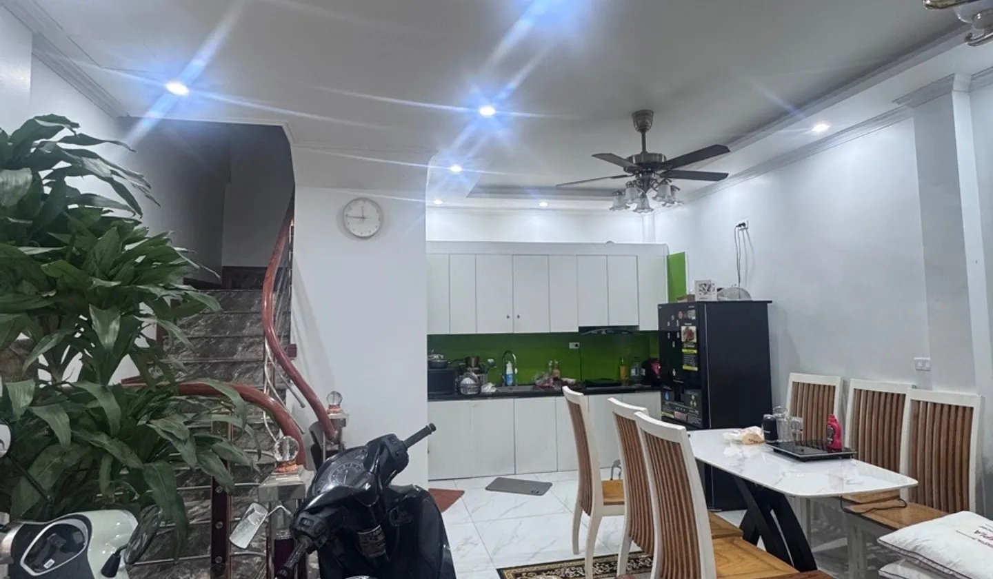 Nhà bán 5 tầng Vạn Phúc, đường thông kinh doanh, 40m2 giá chào nhỉnh 8 tỷ.... Bán nhà riêng tại Hà Đông, Hà Nội 01