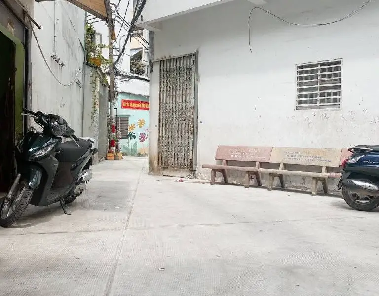 Bán nhà 2 tầng 49m2 hẻm thông rộng tại Hồng Lạc, giá 6,3 tỷ... Bán nhà riêng tại Bảy Hiền, Hồ Chí Minh 01