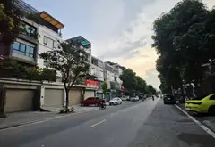 MẶT PHỐ TT37 VĂN PHÚ 101M, VỈA HÈ RỘNG, 2 MẶT TIỀN Ô TÔ TRÁNH, KINH DOANH ĐỈNH... Bán biệt thự, liền kề tại Phú Lương, Hà Nội 03