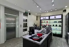 Toà VP Mặt Phố Gần Hồ Tây
Kinh doanh đỉnh, mặt tiền lớn giá trị bền vững... Bán nhà mặt phố tại Tây Hồ, Hà Nội 07