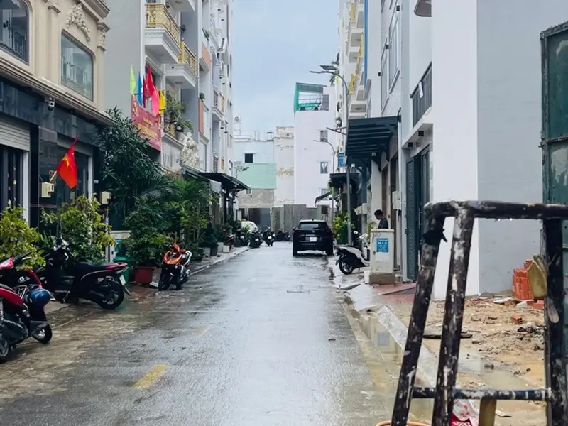 • vị trí đẹp, ngay khu dân cư cao tầng, dân trí cao, gần trung tâm thương mại Aeon Mall Tân Phú, ch... Bán nhà riêng tại Bình Hưng Hòa, Hồ Chí Minh 01