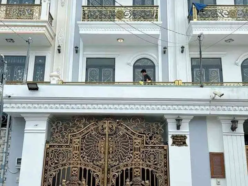 Bán nhà mặt phố tại trung tâm, diện tích 100 m2, 3 tầng, pháp lý rõ ràng... Bán nhà mặt phố tại Xuân Thới Sơn, Hồ Chí Minh 01