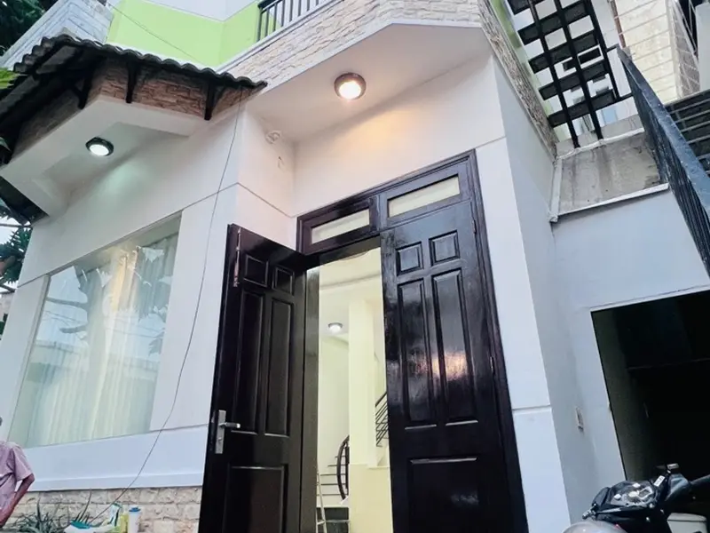 Cách MT Hoàng Trọng Mậu 50m, gần cầu Nguyễn Khoái, P.Tân Hưng - ngang 8.5m, 3 tầng, nhích 7 tỷ... Bán nhà riêng tại Tân Hưng, Hồ Chí Minh 01