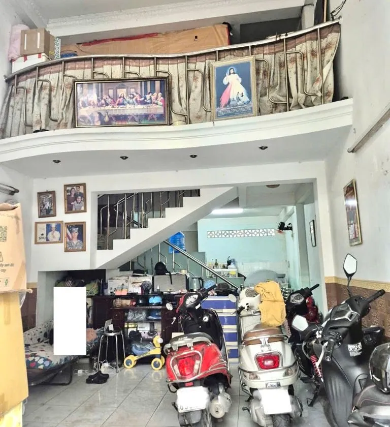 Nhà 3 Tầng View Đẹp, Gần Trung Tâm Quận 3... Bán owner_side tại Tân Sơn Nhất, Hồ Chí Minh 01