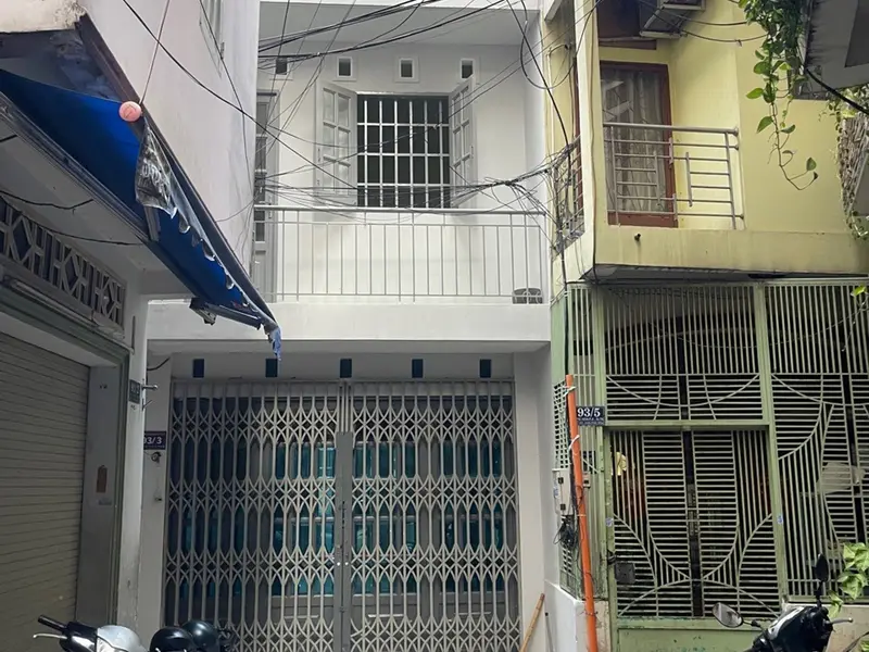 Nhà xinh Phú Hoà - Tiện nghi 3 tầng giá hợp lý... Bán nhà riêng tại Tân Hòa, Hồ Chí Minh 01