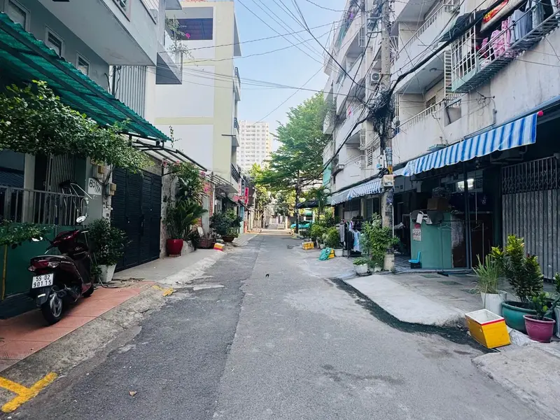 Nhà 2 tầng hẻm xe hơi Tân Quý giá 5.4 tỷ... Bán nhà riêng tại Phú Thọ Hòa, Hồ Chí Minh 01
