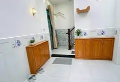 LÔ GÓC SÁT MẶT TIỀN HOÀNG DIỆU - HẺM XE TẢI - 5 TẦNG - NHỈNH 5 TỶ - SỔ VUÔNG ĐẸP... Bán nhà riêng tại Khánh Hội, Hồ Chí Minh 01