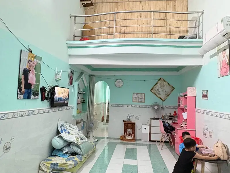 Nhà 2 tầng 42m2 hướng đông tại Hóc Môn giá 3,15 tỷ... Bán nhà riêng tại Bà Điểm, Hồ Chí Minh 01