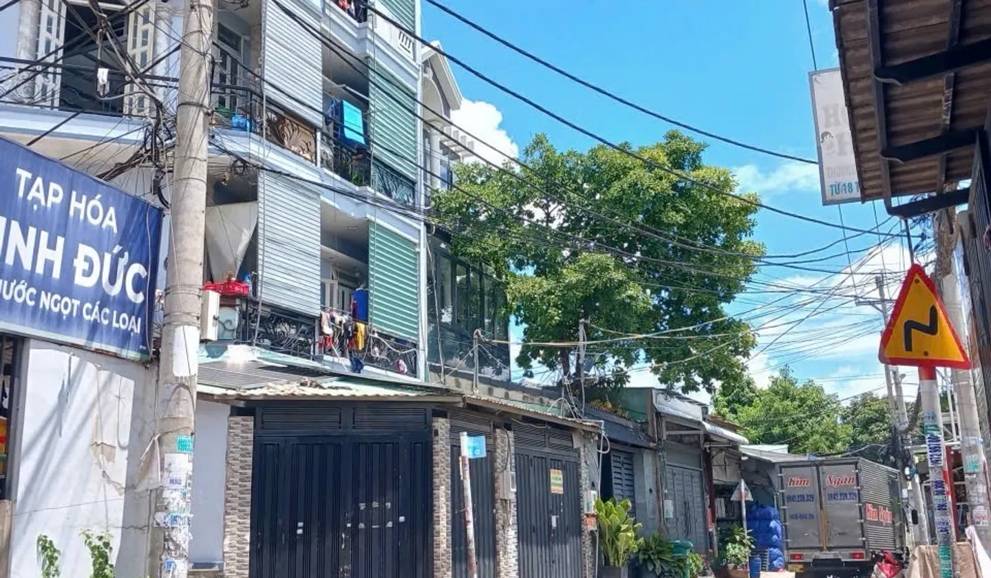 Bán nhà mặt đường kinh Doanh phường Bình Hưng Hòa, Bình Tân, mặt tiền 4m, 82m2, giá 5,45 tỷ VNĐ... Bán nhà mặt phố tại Bình Hưng Hòa, Hồ Chí Minh 01