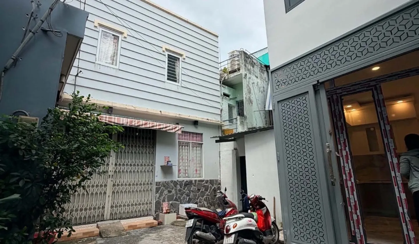 Bán nhà riêng 3 tầng tại phường 9, Tân Bình, diện tích 27m2, gần sân bay... Bán nhà riêng tại Tân Hòa, Hồ Chí Minh 01