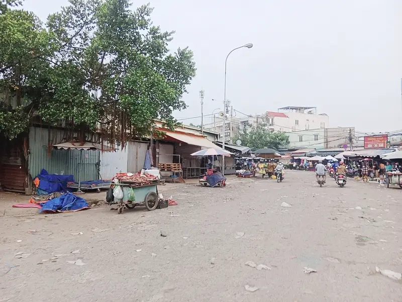 Nhà đẹp, sẵn ở cạnh chợ Đầu Mối Hóc Môn, giá siêu hợp lý... Bán nhà riêng tại Xuân Thới Sơn, Hồ Chí Minh 01