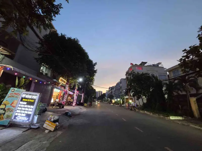 Cơ Hội Vàng Sở Hữu Nhà Mặt Phố Kinh Doanh Sầm Uất .kế Trường hoc Bình Phú.Quận 6, Giá Tốt Giảm Sâu... Bán nhà mặt phố tại Bình Phú, Hồ Chí Minh 01