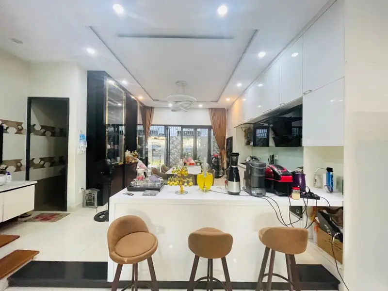 Nhà mặt phố 4 tầng Shophouse rộng 150m² -6m, giá 23.8 tỷ, thương lượng... Bán nhà mặt phố tại Hòa Cường, Đà Nẵng 01