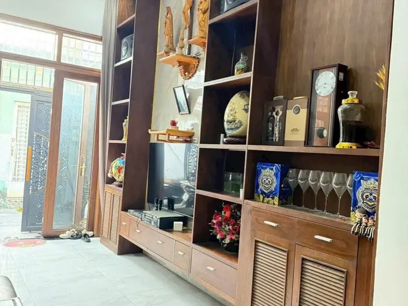 Gấp bán nhà 3 tầng 3PN, DT 73m2, sổ riêng hoàn công, hẻm xe hơi đường Tam Châu, Thủ Đức.... Bán nhà riêng tại Tam Bình, Hồ Chí Minh 01