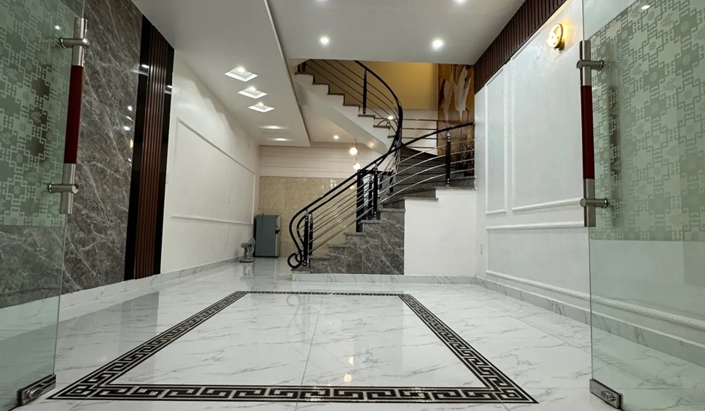 PHỤNG PHÁP – 51M² – GIÁ CHỈ 2,9 TỶ – SẴN DÒNG TIỀN 150TR/nam

✨ Chủ nhà cần bán, phù hợp khách mu... Bán nhà riêng tại Gia Viên, Hải Phòng 01
