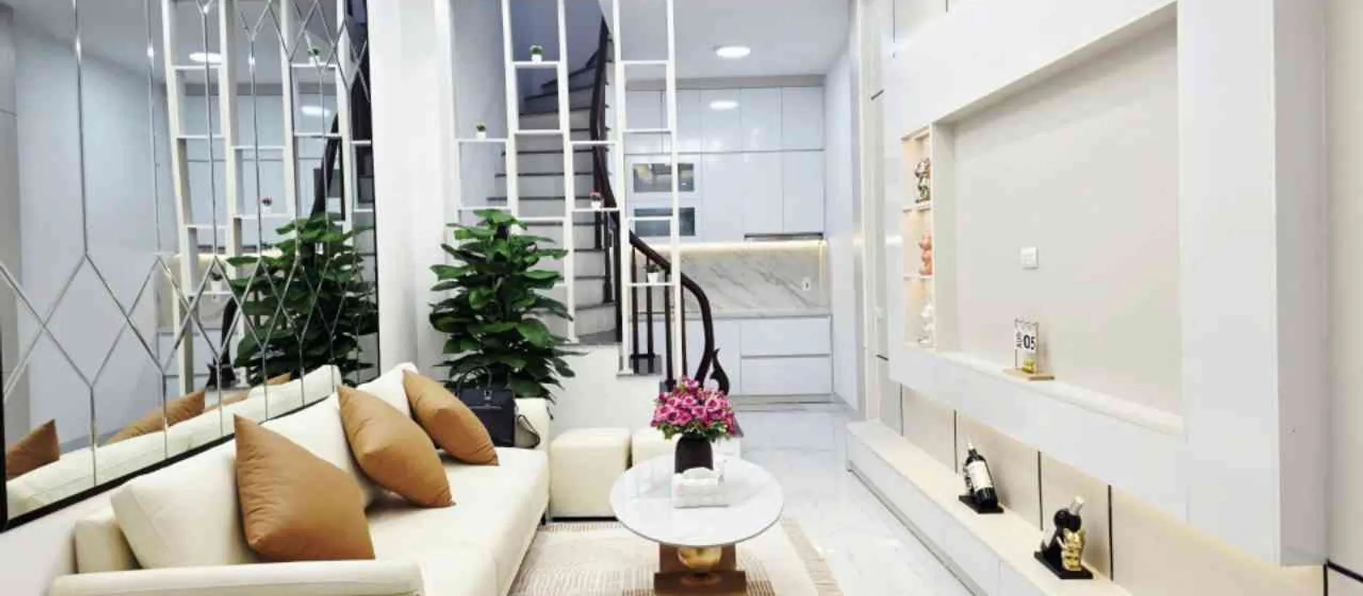 Nhà 5 tầng 3 ngủ gần trung tâm Đống Đa, ngõ thông thoáng... Bán nhà riêng tại Văn Miếu - Quốc Tử Giám, Hà Nội 01