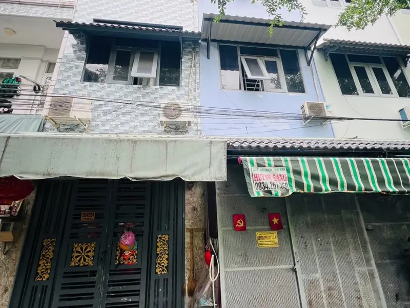 Bán nhà riêng 4 tầng tại phường Phú Xuân, Nhà Bè, diện tích 24m2, sổ hồng chính chủ... Bán nhà riêng tại Nhà Bè, Hồ Chí Minh 01