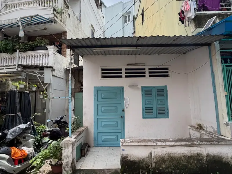 Bán nhà 2 tầng mặt tiền 4.4m tại Phú Nhuận, giá 7.9 tỷ... Bán nhà riêng tại Phú Nhuận, Hồ Chí Minh 01