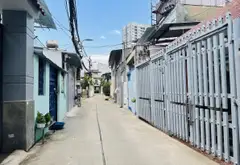 🔥TỪ 10 TỶ RƠI XUỐNG 7,9 TỶ🔥
NHÀ NÁT – 110M² – NGANG 6,5M – NỞ HẬU – Ô TÔ THÔNG... Bán nhà riêng tại Tân Mỹ, Hồ Chí Minh 05