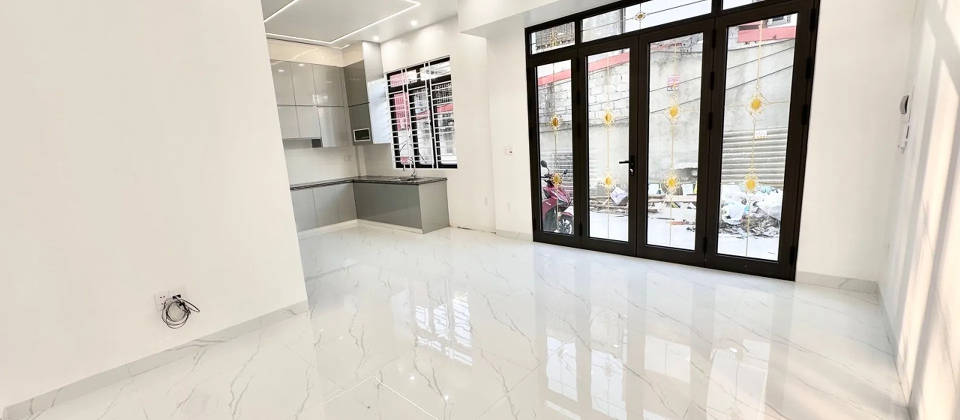 Nhà phố 4 tầng hiện đại ngay trung tâm Đồng Hoà, không gian sống lý tưởng... Bán nhà riêng tại Kiến An, Hải Phòng 01